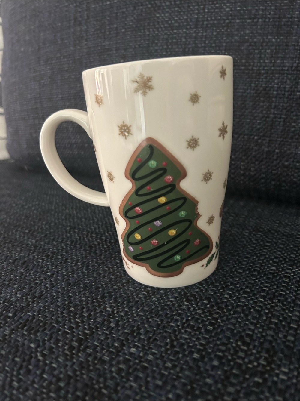 Lenox White Mug with Green Christmas Tree and Gold Snowflakes
